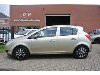 Opel Corsa 1.4-16V Enjoy airco apk 20-05-2027 inruil mogelijk nap