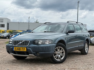 Volvo XC70 2.5 T Geartronic Comfort Line/ XENON/ LEDER