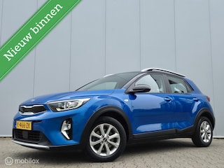 Kia Stonic 1.0 T-GDI MHEV DYNAMICLINE/CAMERA/LED/CLIMATE/CARPLAY/TWO-TONE/15''LMV
