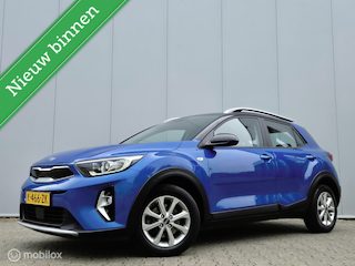 Kia Stonic 1.0 T-GDI MHEV DYNAMICLINE/CAMERA/LED/CLIMATE/CARPLAY/TWO-TONE/15''LMV