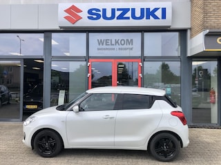 Suzuki Swift 1.2 DualJet 90pk Select Trekhaak (RIJKLAARPRIJS) Tot 10 Jaar Suzuki Garantie*