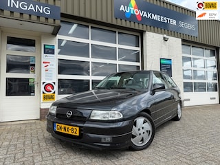 Opel Astra 2.0i-16V GSi|Uniek exemplaar|Punt gaaf|