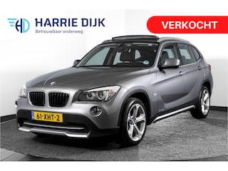 BMW X1 sDrive20i 184 PK - Automaat Orig. NL | Luxery-Line | S/K Panodak | Trekhaak | Cruise | PDC | NAV | Auto.Airco | LM 18" |