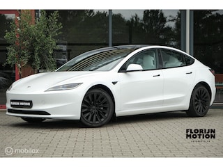Tesla Model 3 Premium Long Range AWD 78 kWh | Premium Interieur | 96% SOH | Full Self Driving comp. 4 | Stoelkoeling en verwarming | 360 camera | Stuurwielverw.