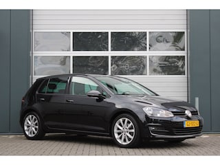 Volkswagen Golf 1.2 TSI Business Edition Cruise/Camera/Stoelverwarming/PDCv+a/Navi/Bluetooth/DAB/HalfLeder/Massage/17"LM/Dealer