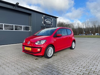 Volkswagen Up 1.0 high Up Panodak !!! BlueMotion