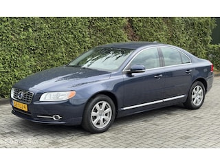 Volvo S80 1.6 T4F Kinetic Trekhaak Clima Cruise Navigatie