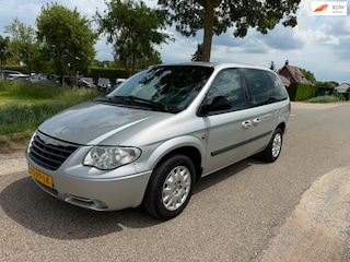 Chrysler Voyager 3.3i V6 SE Luxe 7-Persoons Nieuwe Apk