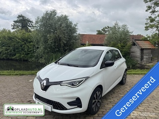 Renault Zoe R135 Evolution 52 kWh | Koop accu | CCS | Stoelv