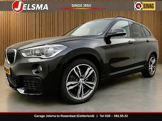BMW X1 sDrive20i 192pk Executive, M-pakket | Pano | CarPlay