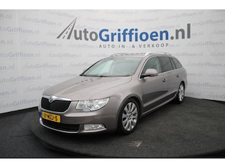 Skoda Superb Combi 1.8 TSI Elegance Business Line nette station met trekhaak