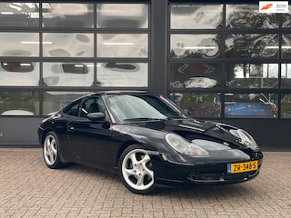 Porsche 911 3.4 Coupé Carrera