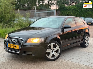 Audi A3 1.6 Attraction Pro Line Business Airco Cruise NAP