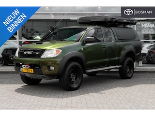 Toyota Hilux 2.5 D-4D SX Xtra Cab