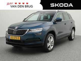 Skoda Karoq 1.5 TSI 150pk Style Business | Trekhaak | CANTON Audio | Adaptieve cruise control | Stoelverwarming  | Achteruitrijcamera |