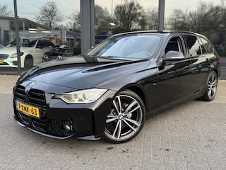 BMW 3-serie Touring 318d High Executive