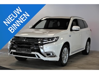 Mitsubishi Outlander 2.4 PHEV Instyle | Schuif- kanteldak | Leer | Trekhaak