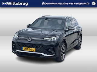 Volkswagen Tiguan 1.5 eHybrid 204PK DSG R-Line Edition / Resterende Fabrieksgarantie tot 29-12 2029 / Trekhaak / Panoramadak / 20'' LMV / VW