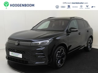 Volkswagen Tiguan 1.5 eHybrid R-Line Business | SoH 99% | Panoramadak | Lederen bekleding ‘Varenna’ | Harman/kardon | Trekhaak | Adaptieve demping | 360 camera | Blacks style | Stoelventilatie voor |