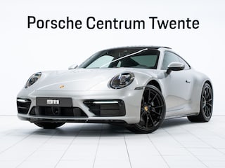 Porsche 911 Carrera 4