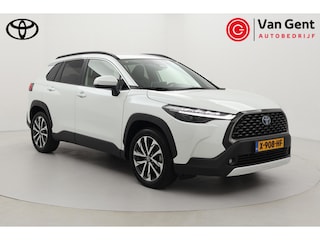 Toyota Corolla Cross Hybrid 200 Style | Trekhaak | Dodehoek detectie | Stoelverwarming | Apple Carplay / Android Auto | Parkeersensoren voor/achter | Adaptive Cruise | Clima | Camera | 18 inch