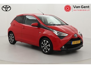 Toyota Aygo 1.0 VVT-i x-joy | Apple Carplay / Android Auto | Clima | Camera | 15 inch | Bluetooth | Privacy glas | DAB