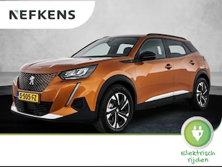 Peugeot 2008 SUV EV Allure Pack 50 kWh 136pk | Lage kilometerstand! | Navigatie via Apple CarPlay / Android Auto | Achteruitrijcamera | 3D Cockpit | Climate Control | Cruise Control | Parkeersensoren | Keyless start | Bluetooth | DAB+ radio | Elektrisch inklapbare spiegels | Donker getint glas | 17" lichtmetalen velgen |