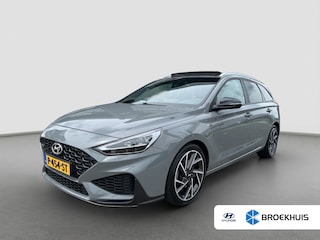 Hyundai i30 Wagon 1.5 T-GDi MHEV N-Line Sky | Trekhaak | Elektrisch Schuifdak | 18'' velgen | Camera | Carplay | Dodehoek detectie | Draadloos laden | Full LED | Alcantara bekelding | Parkeersensoren | Stoelverwarming | Stuurverwarming