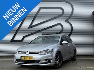 Volkswagen Golf 1.6 TDI Highline BlueMotion 2e Eigenaar|Navi|Clima|Cruise|Trekhaak|PDC V+A|D-riem vv in 2023|N.A.P|APK tot 03-2027