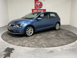 Volkswagen Golf 1.4 TSI Highline Automaat, NL auto, Dealer o.h., Panodak, Clima, Cruise, Blue tooh, 17 inch, Parkeersensoren achter, Prijs incl. apk, beurt, 3 mnd garantie