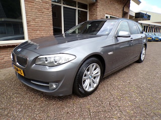 BMW 5-serie Touring 520d High Executive Automaat / Leder / Navi / Panoramadak