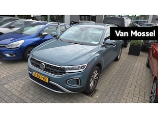 Volkswagen T-Roc 1.5 TSI Life Business | 150 PK | Climatronic (Automatische Airco) | Parkeersensoren | Trekhaak | Carplay / Android Auto