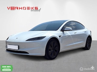 Tesla Model 3 Premium Long Range AWD 78 kWh BTW!!