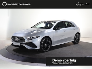 Mercedes-Benz A-klasse 250e Business Solution AMG | Panoramadak | Premium Plus | 19” AMG-velgen | HUD | Dodehoekassistent | Elek. Stoelen met Geheugen | Keyless Entry/Go |