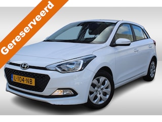 Hyundai i20 1.2 HP i-Motion Comfort Navi l Camera l Airco l Cruise control l Bluetooth