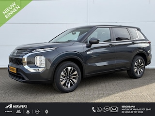 Mitsubishi Outlander 2.4 PHEV Intense MY26 / AFNEEMBARE TREKHAAK! / Adaptief Cruise Control / Apple Carplay&Android Auto / 1600kg trekgewicht / Full-Map Navigatie / Airco / Stoelverwarming Voor / 360 Camera+Sensoren /