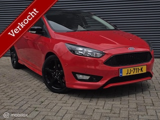 Ford Focus 1.5 Red Edition ST LINE / PDC / NAP