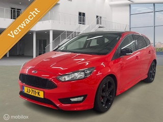 Ford Focus 1.5 Red Edition ST LINE / PDC / NAP