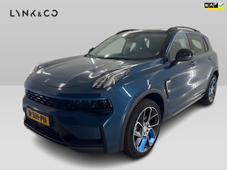 Lynk & Co 01 1.5 261pk PHEV 7DCTH | Orig.NL | Trekhaak afn. | PanoramaDak | 360 graden Camera | Carplay |