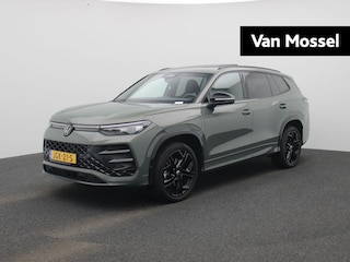 Volkswagen Tayron 1.5 eHybrid R-Line Edition 204 PK| Origineel Nederlands | 1e Eigenaar | Panoramadak | Navigatie | Stoelverwarming | Stuurwielverwarming | Achteruitrijcamera