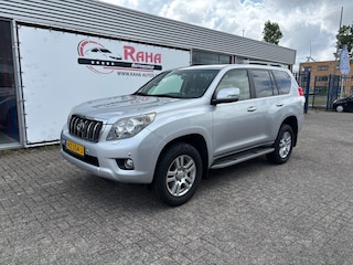 Toyota Land Cruiser 3.0 D-4D-F SX