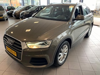 Audi Q3 1.4 TFSI CoD PrL AUTOMAAT BJ 2015 !!!