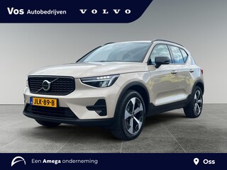 Volvo XC40 2.0 B4 Plus Dark
