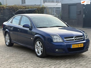Opel Vectra GTS 2.2-16V Elegance LEES TEKST