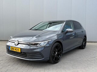 Volkswagen Golf 1.5 eTSI 150PK Style Automaat Navigatie/Camera/Adaptive-cruise/Head-up display