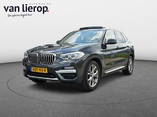 BMW X3 XDrive20i Launch Edition High Executive|LEDER|PANO|SFEERVERL