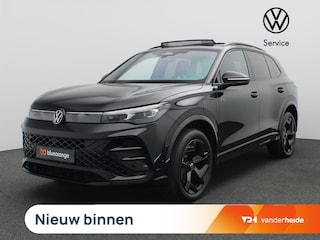 Volkswagen Tiguan 1.5 eHybrid R-Line Edition 272PK DSG SOH 100%, Panoramadak, Trekhaak, Black Style, Navi, Elektr. Achterklep, 19" LM Velgen, Keyless, Side Assist, Matrix LED-Verlichting, 360gr. Camera