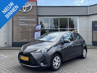 Toyota Yaris 1.0 VVT-i NL-AUTO 1E-EIG DEALER-OND 5-DEURS AIRCO RADIO/CD  TREKHAAK ALL-SEASON
