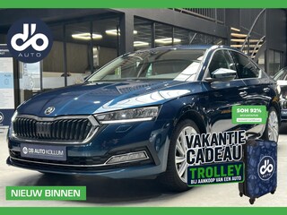 Skoda Octavia 1.4 TSI iV PHEV Ambition DIGI DISPLAY I PDC V+A + CAMERA I 18"LMV I STOEL VERWARMING | SOH 92%
