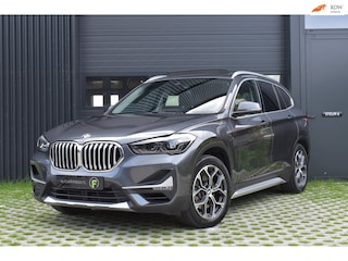 BMW X1 XDrive25e High Executive xLine | PANO | TREKHAAK | HEAD-UP | 1E EIG | DEALER | CAMERA